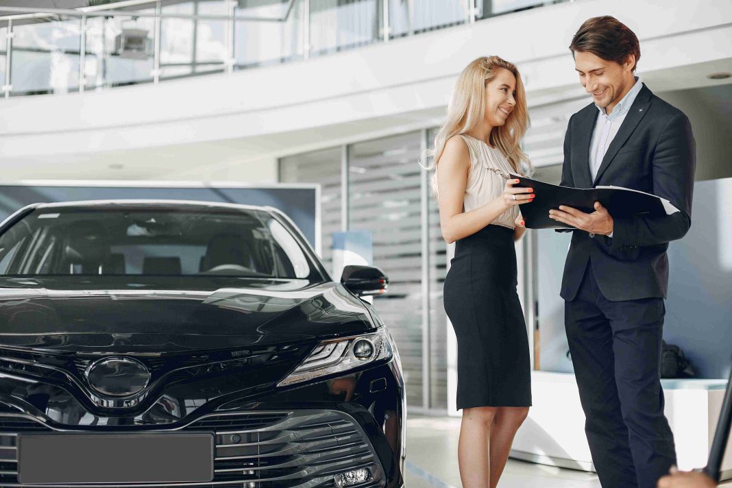 Car Hire in Dubai – A Practical Choice for Students and Young Professionals